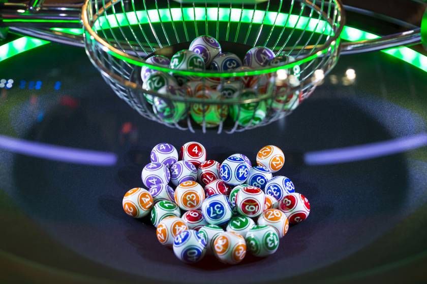 Strategi Bermain Togel Online: Tingkatkan Peluang Menang Anda